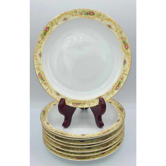 8 pcs VTG Meito China The Windsor Shape 6 1/2" Bread Plates. 22K Gold Decorated - Picture 1 of 10